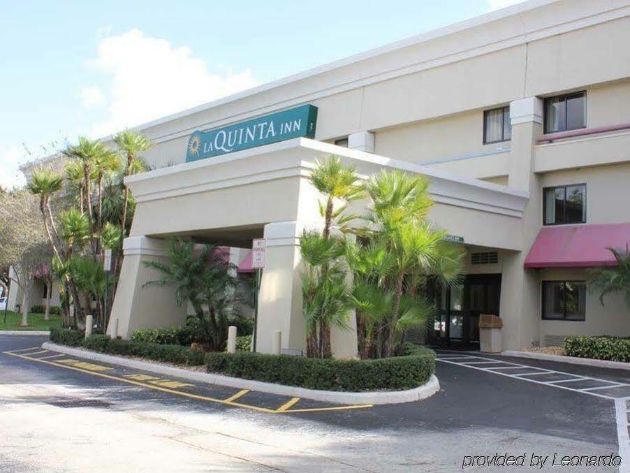 라 퀸타 인 바이 윈덤 포트 로더데일 타마락 이스트 Lauderdale Lakes 외부 사진